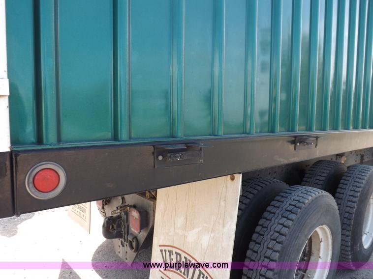 image for item K3044 1979 GMC Brigadier grain truck