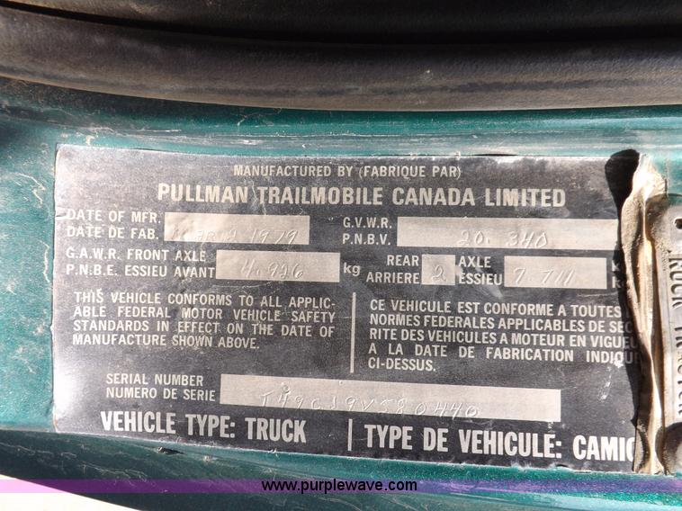 image for item K3044 1979 GMC Brigadier grain truck