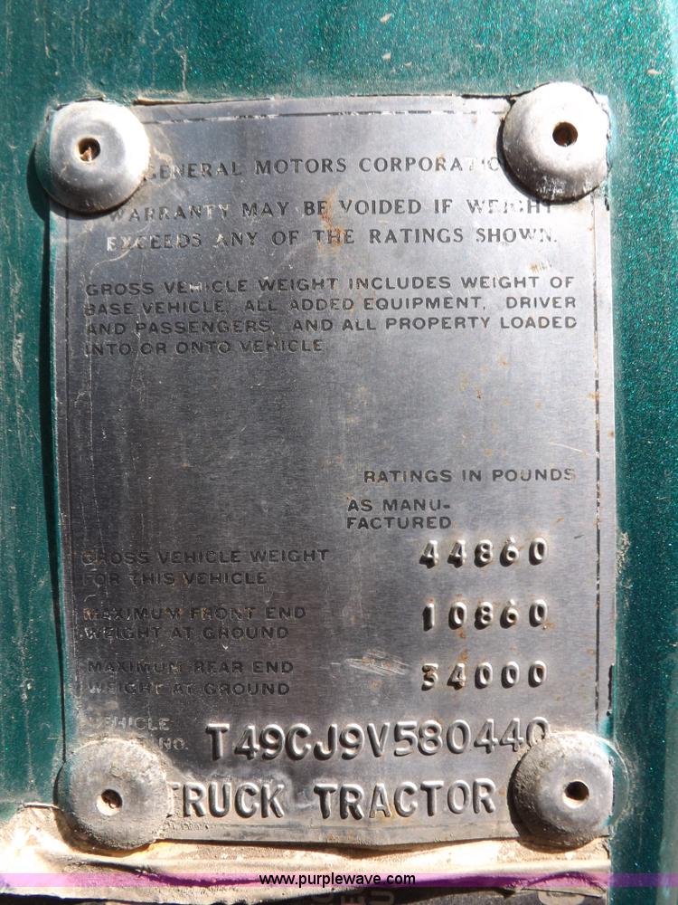 image for item K3044 1979 GMC Brigadier grain truck