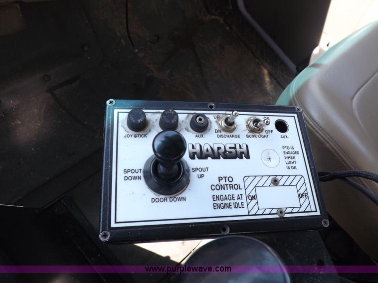 image for item K3879 2005 Sterling LT8500 feed truck