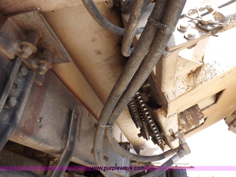 image for item K3879 2005 Sterling LT8500 feed truck