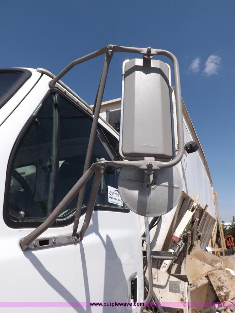 image for item K3879 2005 Sterling LT8500 feed truck