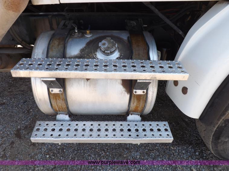 image for item K3879 2005 Sterling LT8500 feed truck