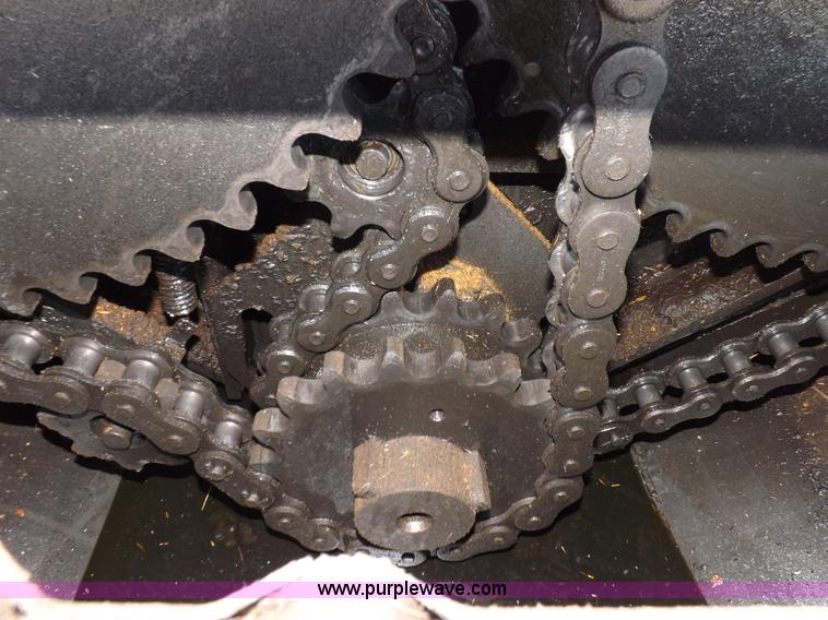 image for item K3879 2005 Sterling LT8500 feed truck