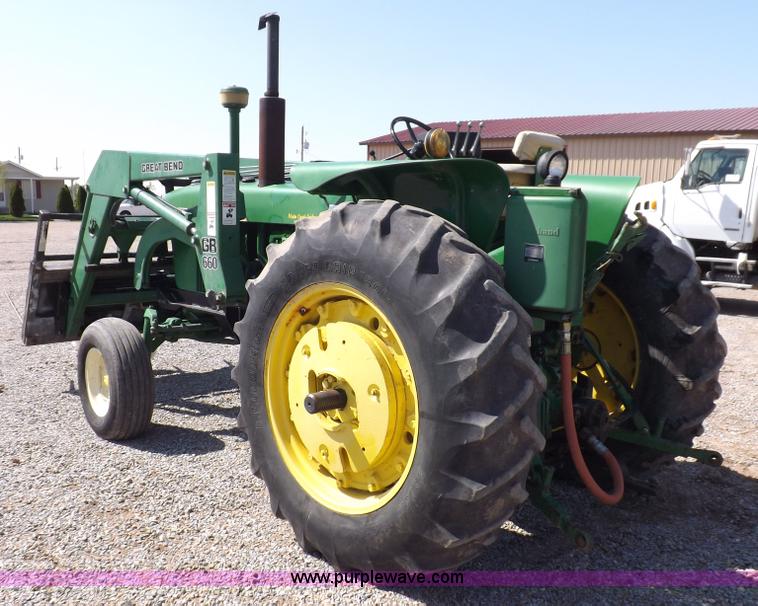 image for item K3880 John Deere 3020 tractor