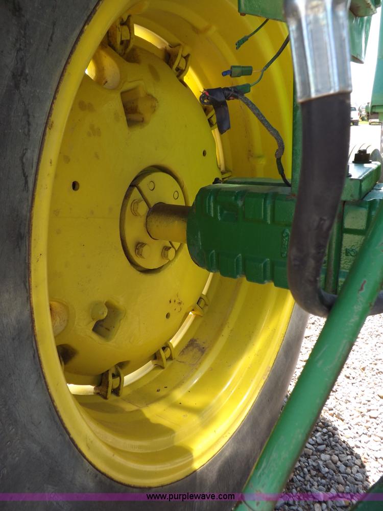 image for item K3880 John Deere 3020 tractor