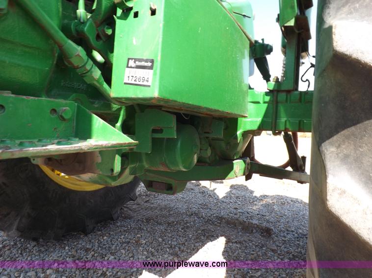 image for item K3880 John Deere 3020 tractor