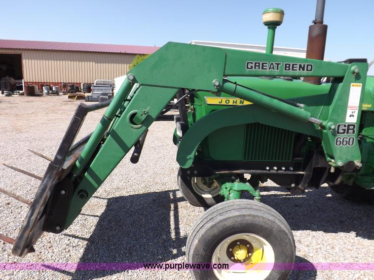 image for item K3880 John Deere 3020 tractor