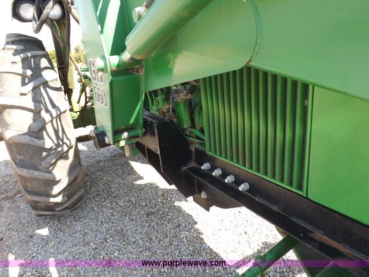 image for item K3880 John Deere 3020 tractor