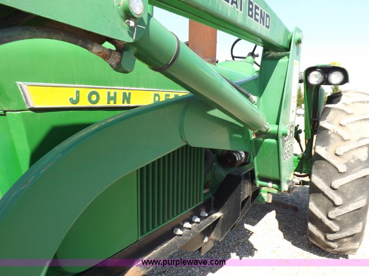 image for item K3880 John Deere 3020 tractor