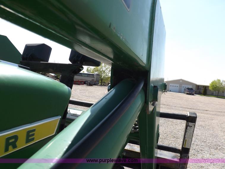 image for item K3880 John Deere 3020 tractor