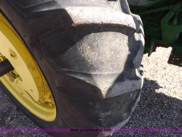 image for item K3880 John Deere 3020 tractor