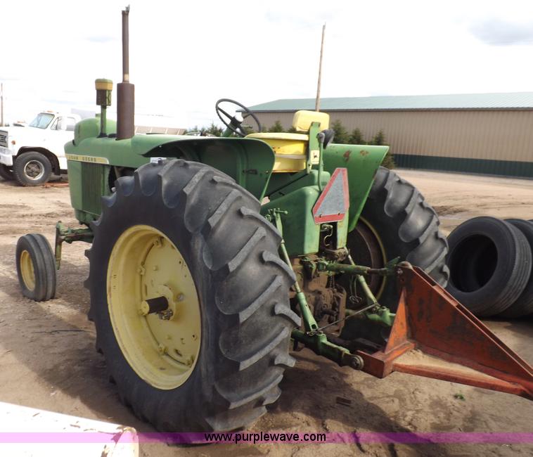 image for item K3909 1962 John Deere 4010 tractor