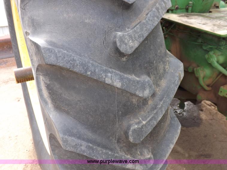 image for item K3909 1962 John Deere 4010 tractor