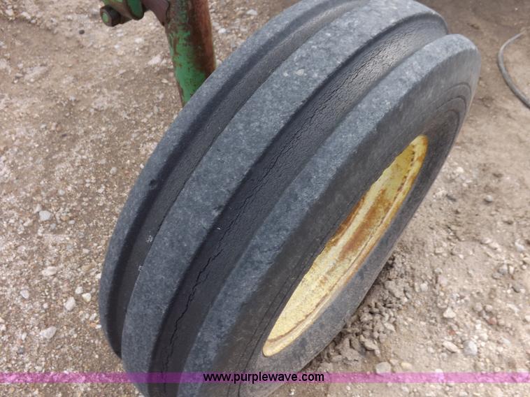 image for item K3909 1962 John Deere 4010 tractor