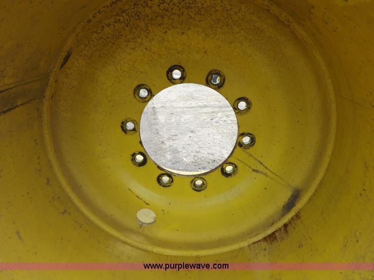 image for item K3910 (2) Firestone tires