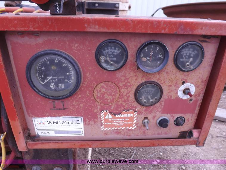 image for item K3914 International 605 C.I.D. V8 gas engine