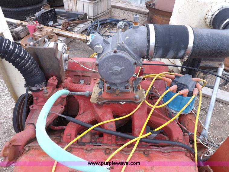 image for item K3914 International 605 C.I.D. V8 gas engine