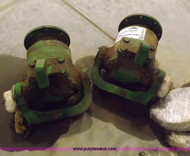 image for item K3919 John Deere rear wheel assist components