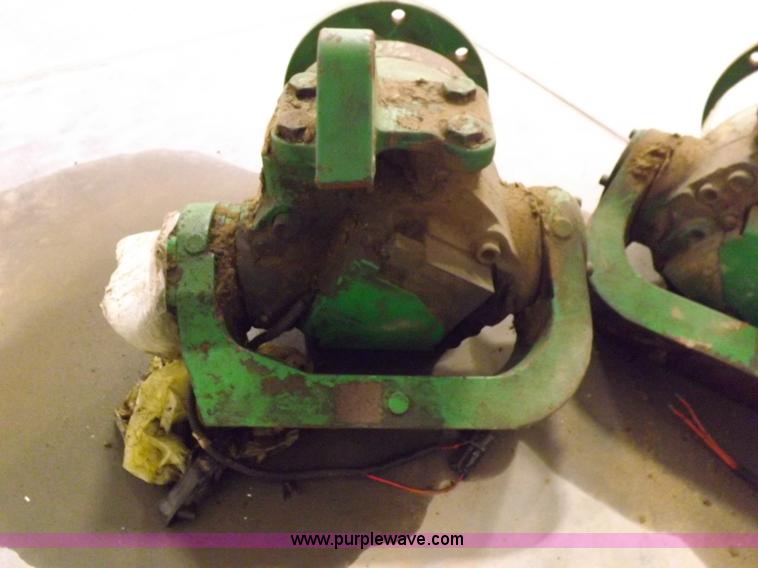 image for item K3919 John Deere rear wheel assist components