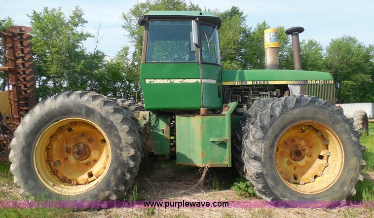 image for item K5042 1981 John Deere 8640H 4WD tractor