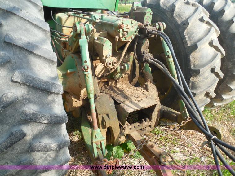 image for item K5042 1981 John Deere 8640H 4WD tractor