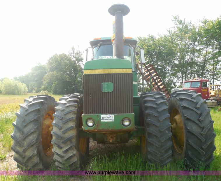 image for item K5042 1981 John Deere 8640H 4WD tractor