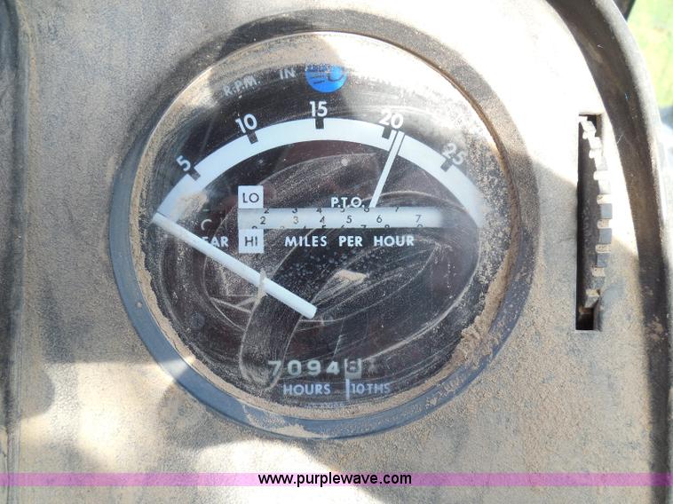 image for item K5042 1981 John Deere 8640H 4WD tractor