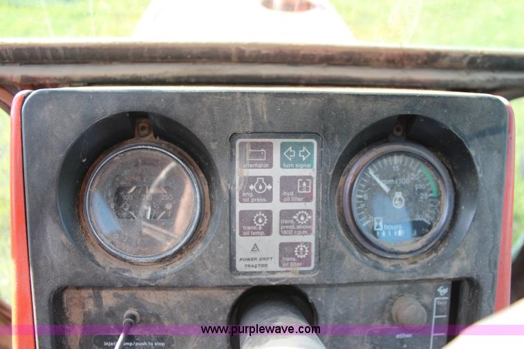 image for item K6801 1980 Allis Chalmers 7060 tractor