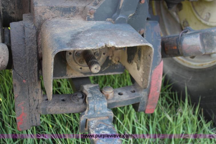 image for item K6801 1980 Allis Chalmers 7060 tractor