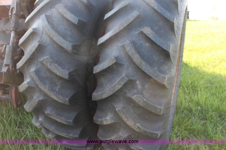 image for item K6801 1980 Allis Chalmers 7060 tractor