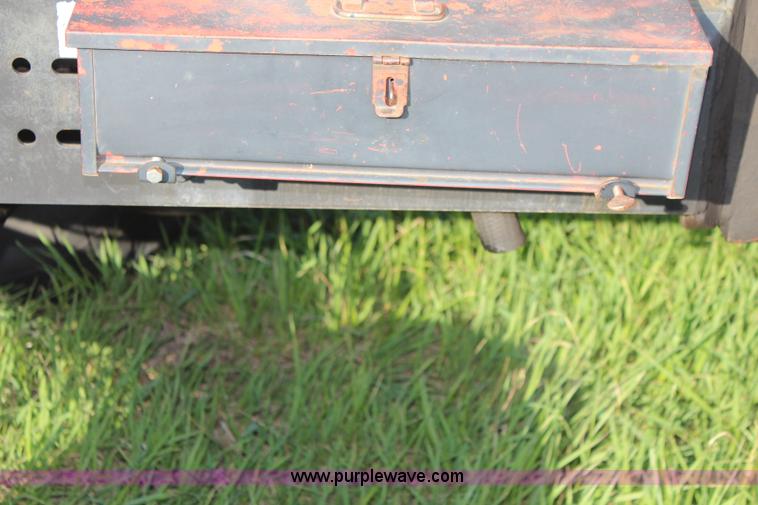 image for item K6801 1980 Allis Chalmers 7060 tractor