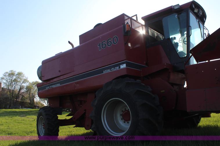 image for item K6802 1988 Case IH 1660 Axial-Flow RWA combine