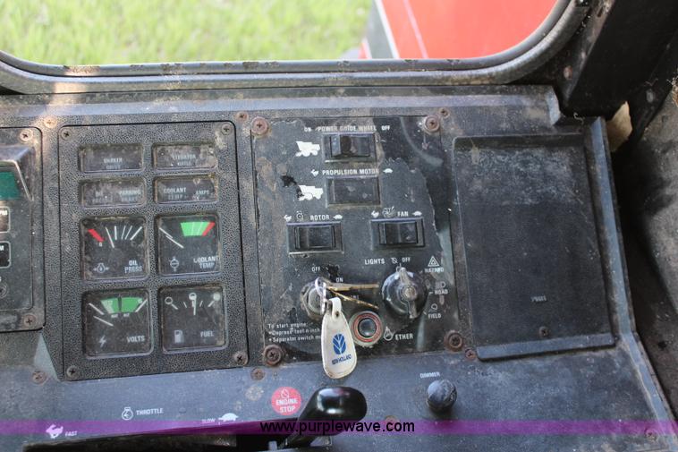 image for item K6802 1988 Case IH 1660 Axial-Flow RWA combine