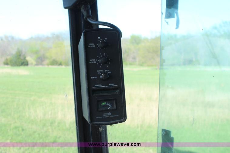 image for item K6802 1988 Case IH 1660 Axial-Flow RWA combine