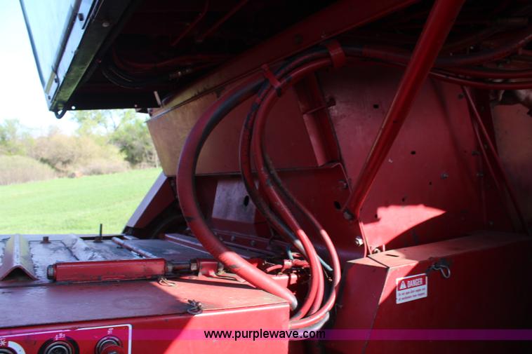 image for item K6802 1988 Case IH 1660 Axial-Flow RWA combine