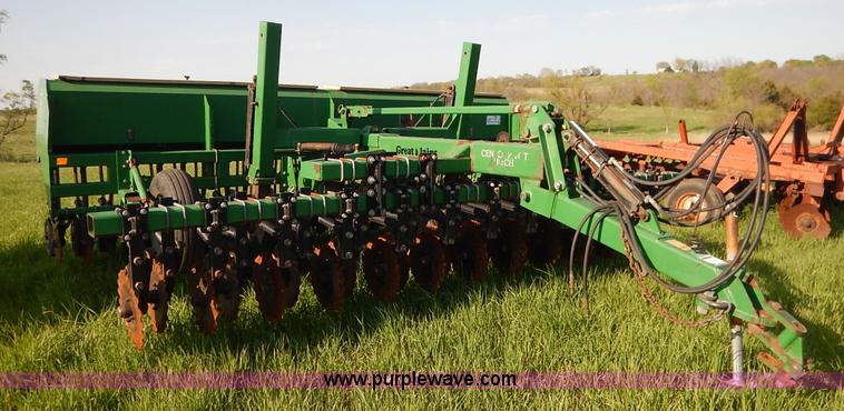 image for item K6817 Great Plains Solid Stand 15 grain drill