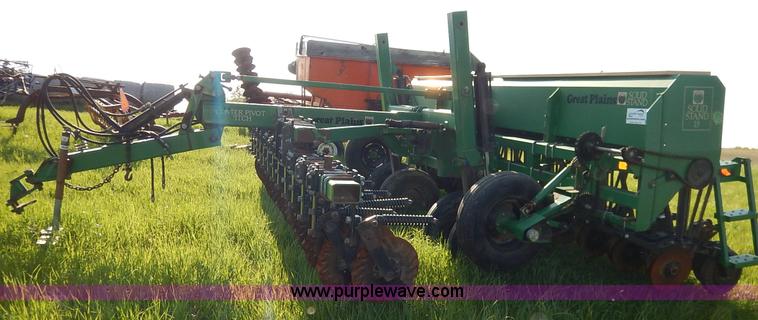 image for item K6817 Great Plains Solid Stand 15 grain drill