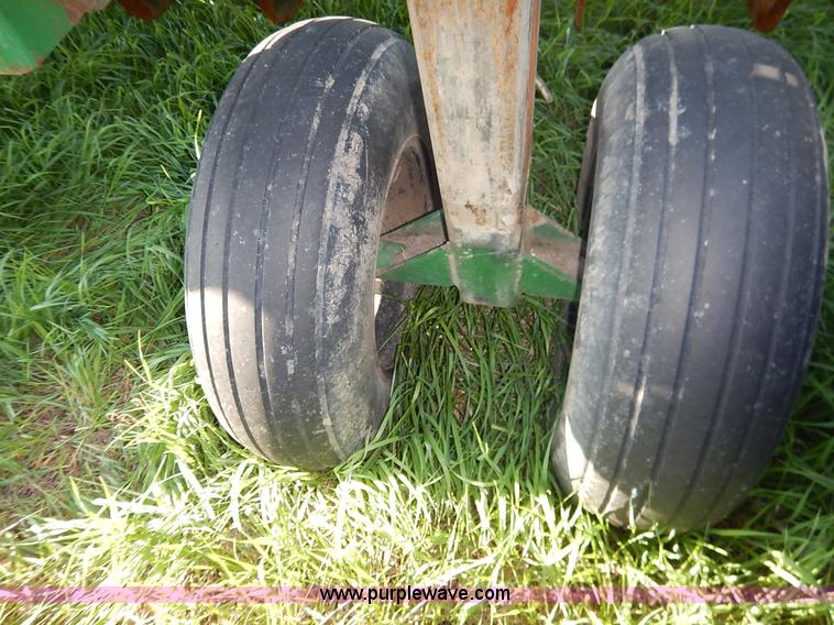 image for item K6817 Great Plains Solid Stand 15 grain drill