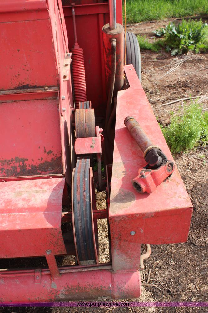 image for item K6856 Hesston Stakhand 10 stacker