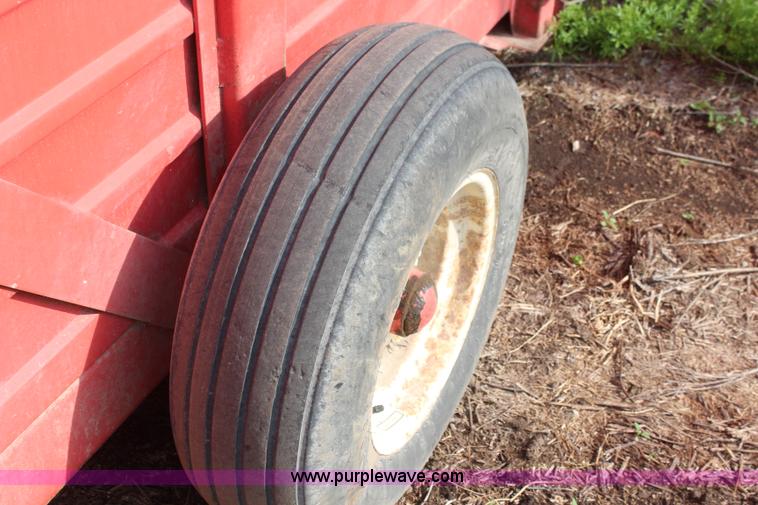 image for item K6856 Hesston Stakhand 10 stacker