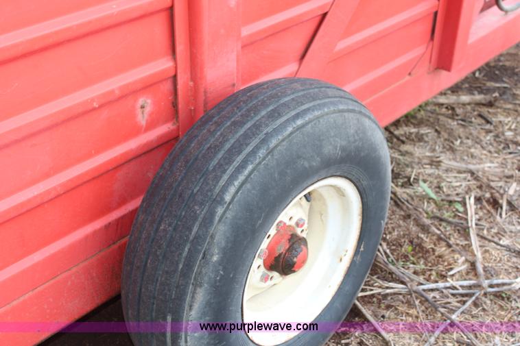 image for item K6856 Hesston Stakhand 10 stacker