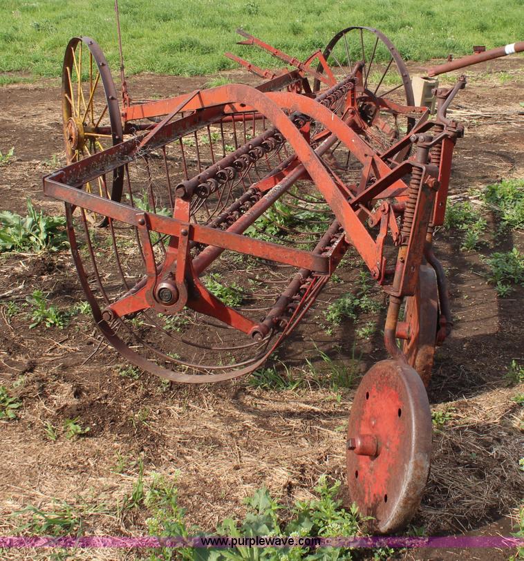 image for item K6862 International side delivery rake