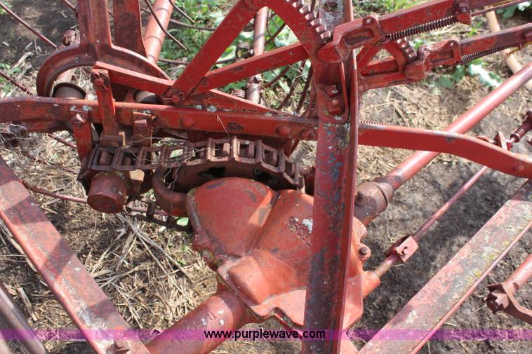 image for item K6862 International side delivery rake