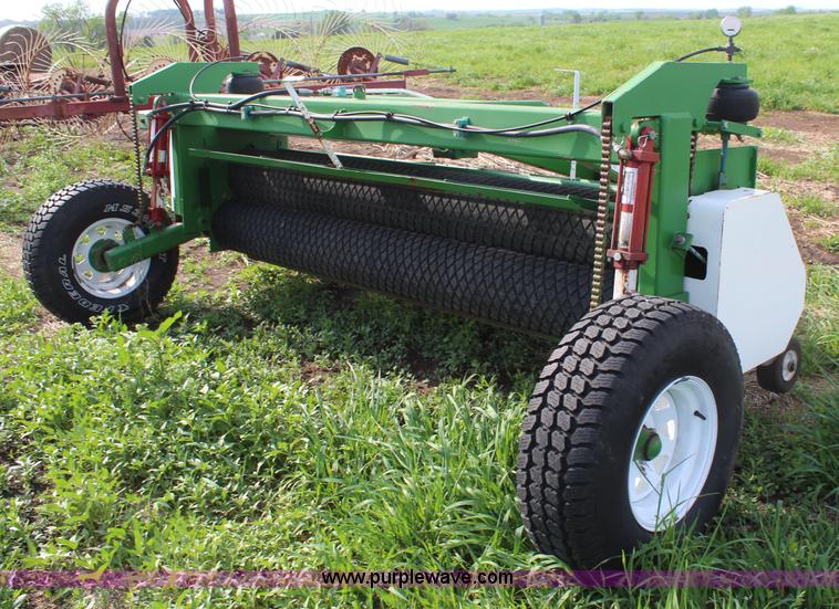 image for item K6863 The Green Hay Machine super conditioner