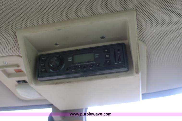 image for item K6868 2010 John Deere 6330 MFWD tractor