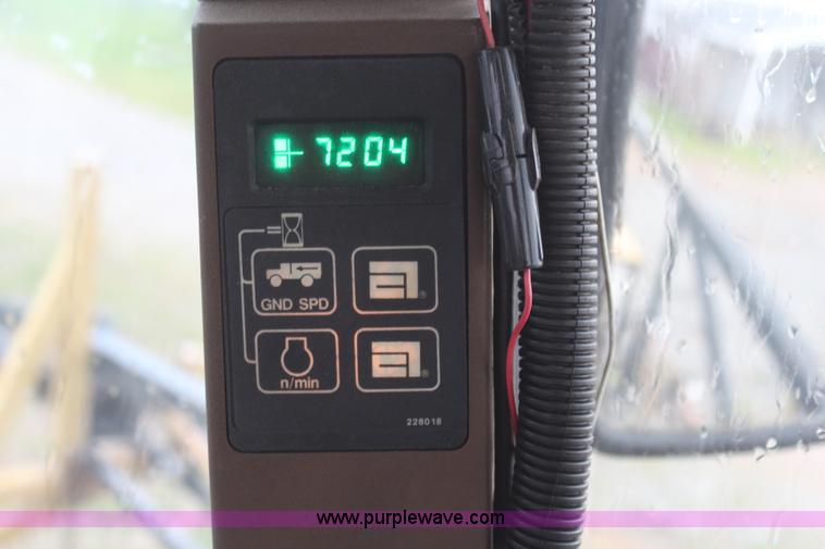 image for item K6948 1993 Ag-Chem RoGator 664 self-propelled sprayer