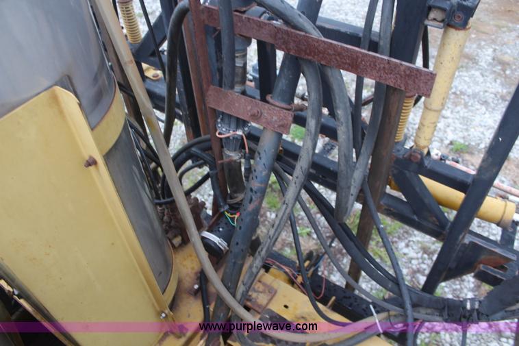 image for item K6948 1993 Ag-Chem RoGator 664 self-propelled sprayer