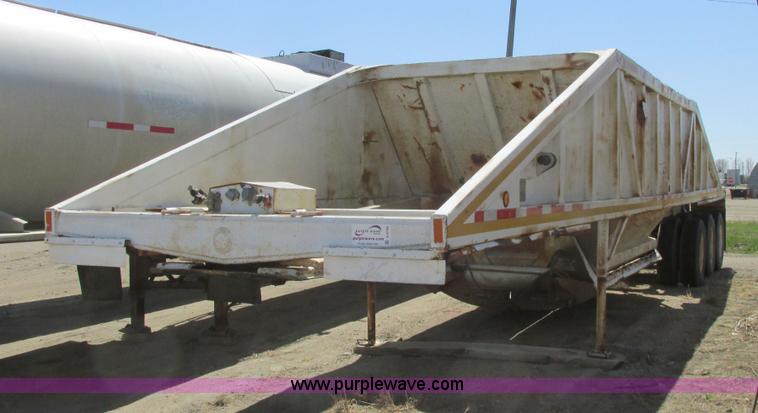 image for item A8790 1989 Ranch belly dump trailer