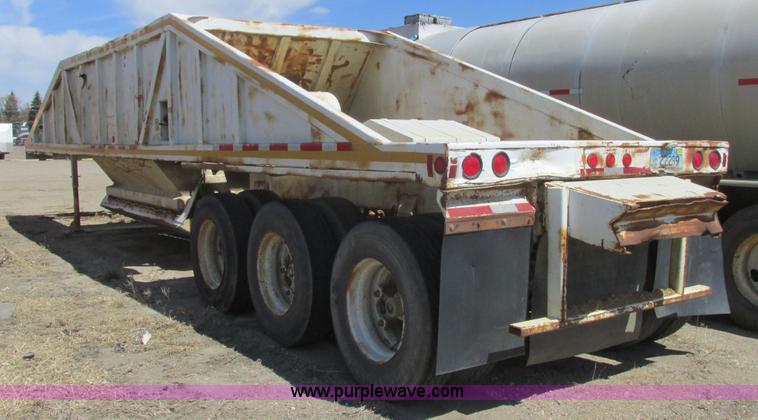 image for item A8790 1989 Ranch belly dump trailer